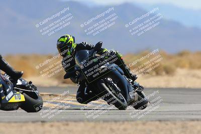 media/Mar-21-2025-CVMA Friday Practice (Fri) [[30cd4fe323]]/5-Racer 4/Session 4 (Turn 16)/